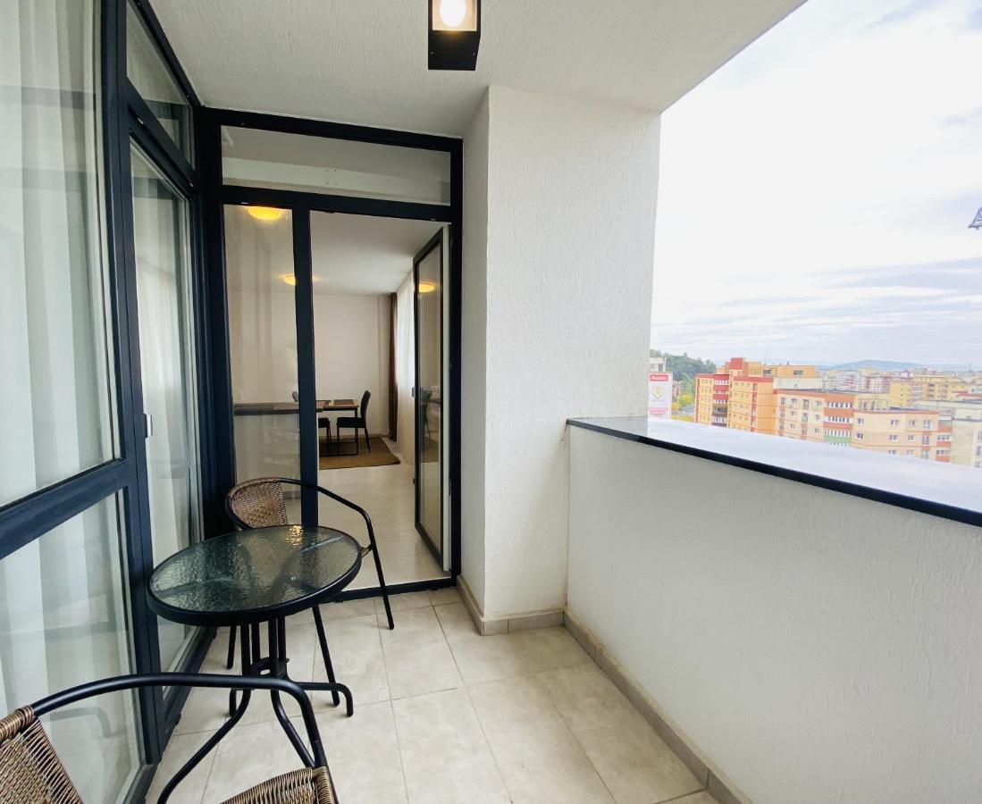 Charming Flat In Brasov With Balcony Panoramic View Appartement Buitenkant foto